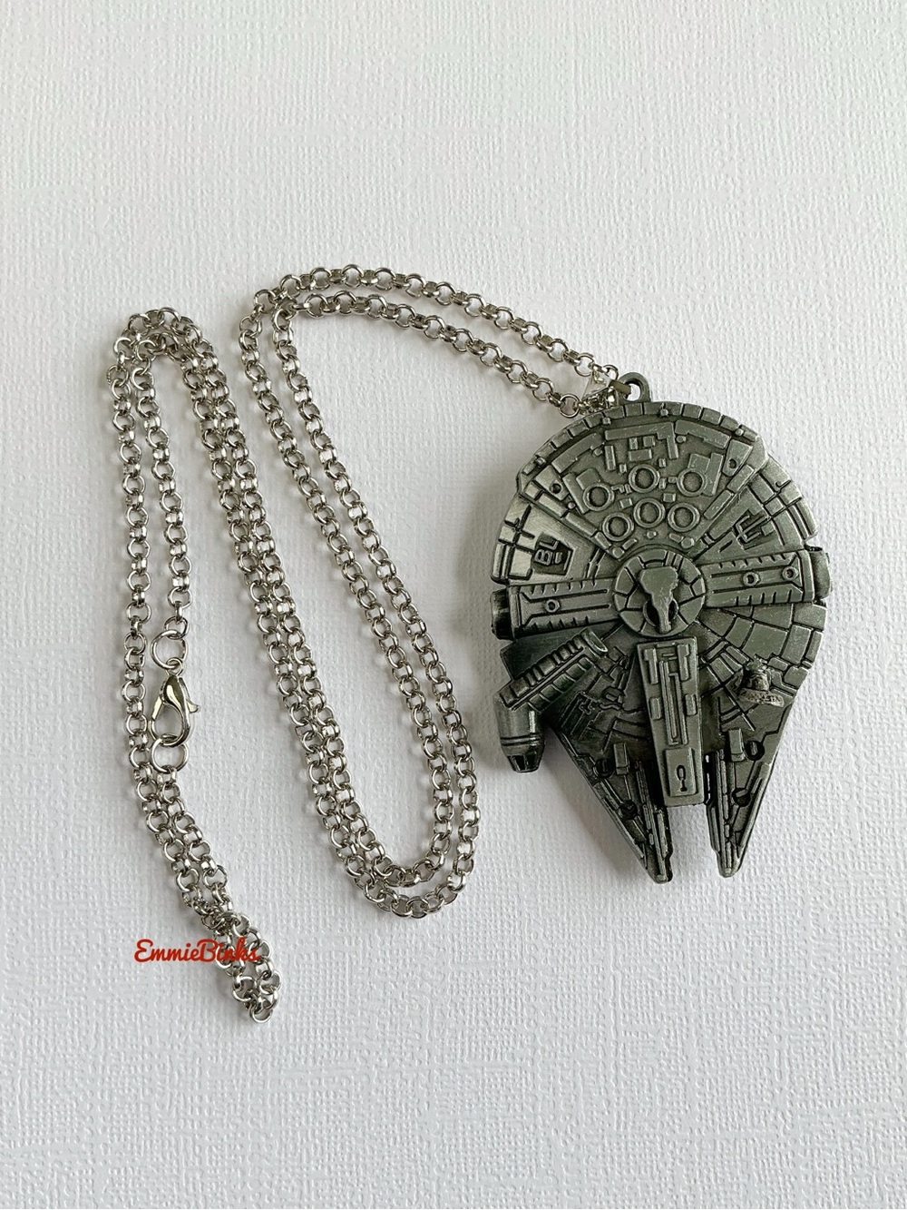 New Star Wars Millennium Falcon Spacecraft Spaceship Pendant Necklace